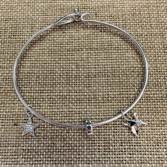 CORE™ Origami Owl 7.25” Polished Silver teardrop bangle with 3 mementos - Picture 1 of 6